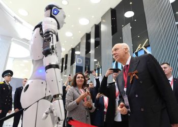 Бастрыкин: ИИ помог раскрыть убийства Татарского и Дугиной