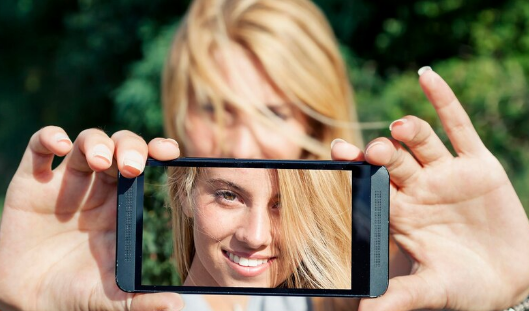 Современные технологии оживления фото: как искусственный интеллект возвращает к жизни старые снимки