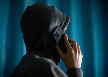 Компании подключают детекторы дипфейков