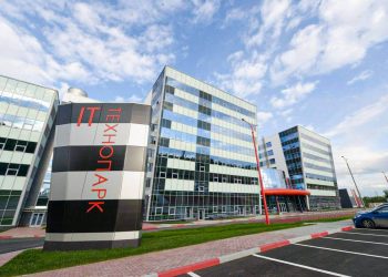 Почему школьникам стоит выбирать курсы программирования