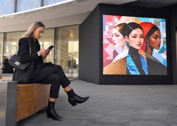 «Собеседник слышит вас четко, даже если связь на секунду пропала»