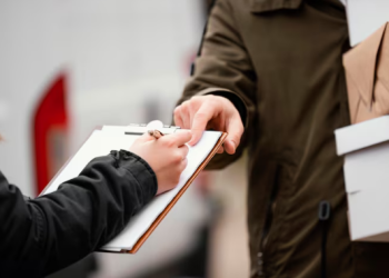 Аренда склада: как бизнесу и частным клиентам грамотно организовать хранение