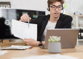 ИТ-аутсорсинг: преимущества, риски и тенденции современного рынка